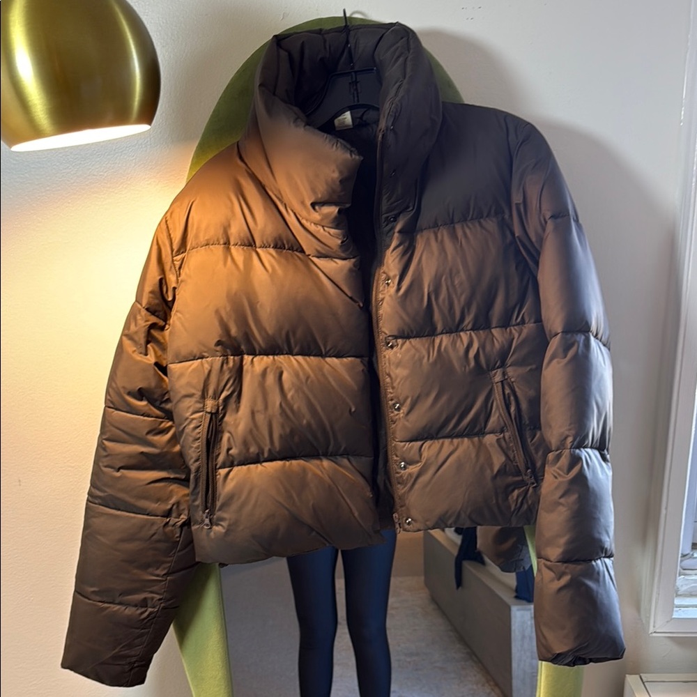 ALO Yoga GOLD RUSH PUFFER Chocolate Brown Jacket